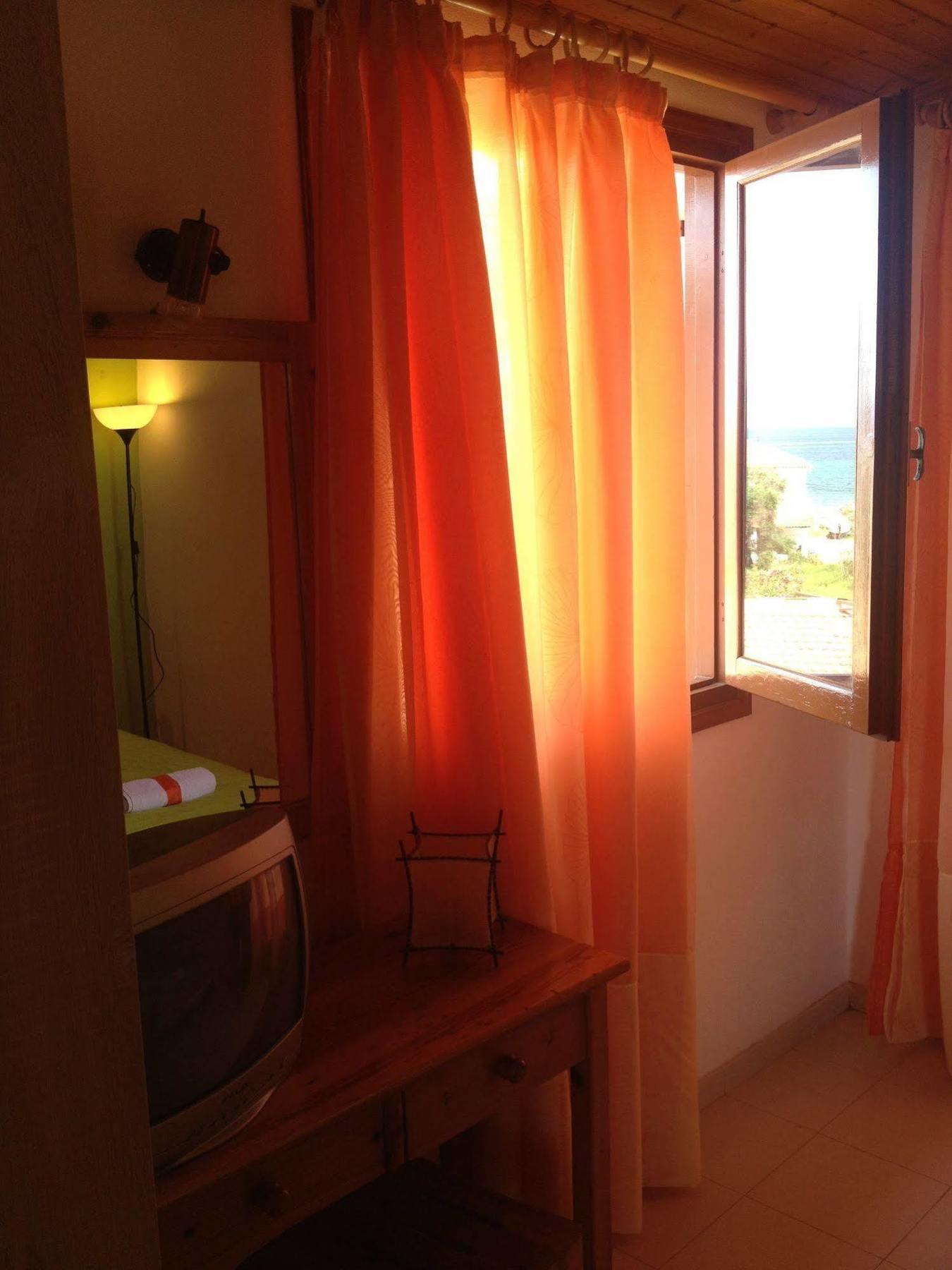 Ionian Breeze Apartments Kávos Eksteriør bilde